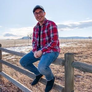 Meet your Posher, Ashton